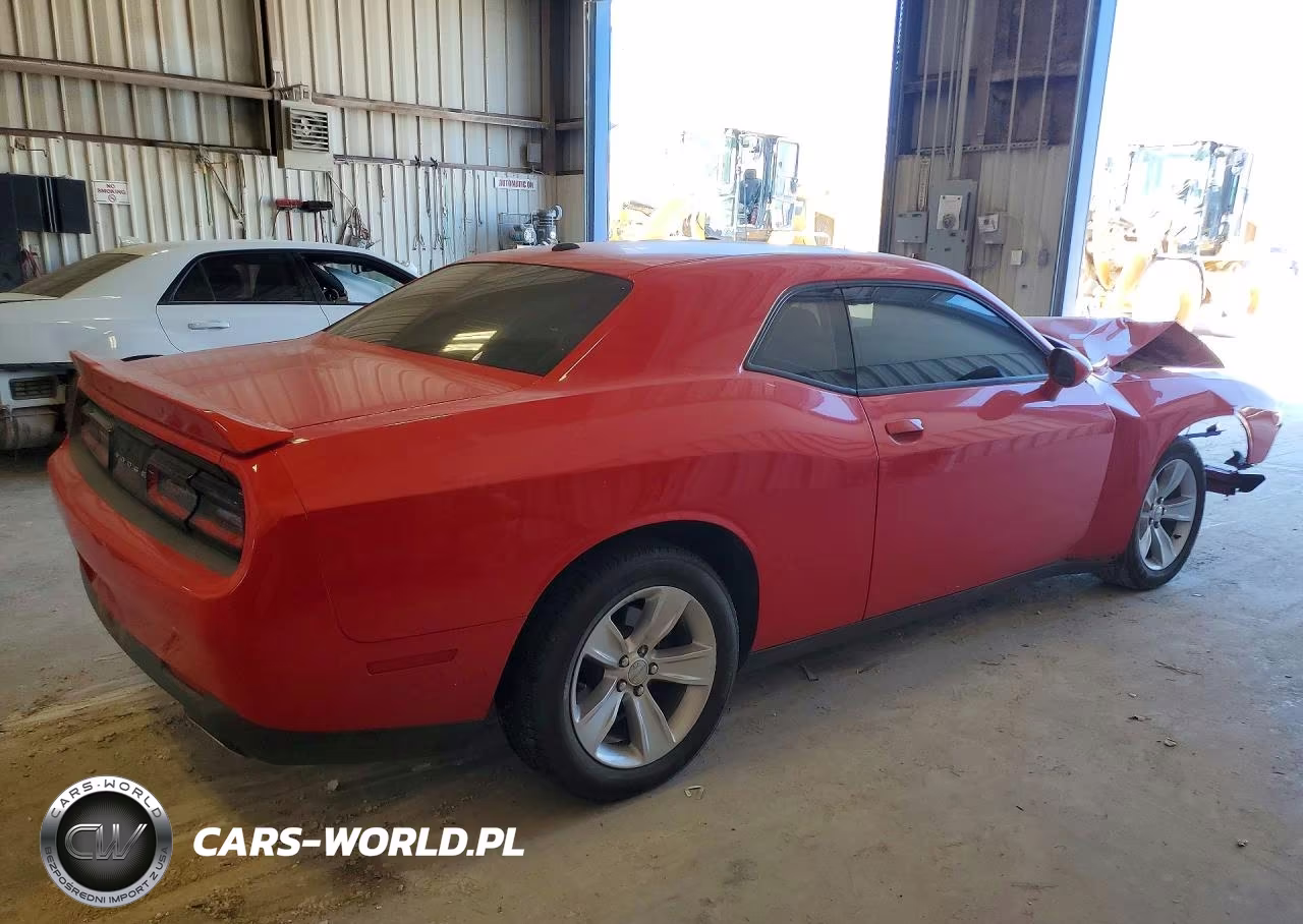 2019 Dodge Challenger Sxt VIN:2C3CDZAG3KH672087 - 3