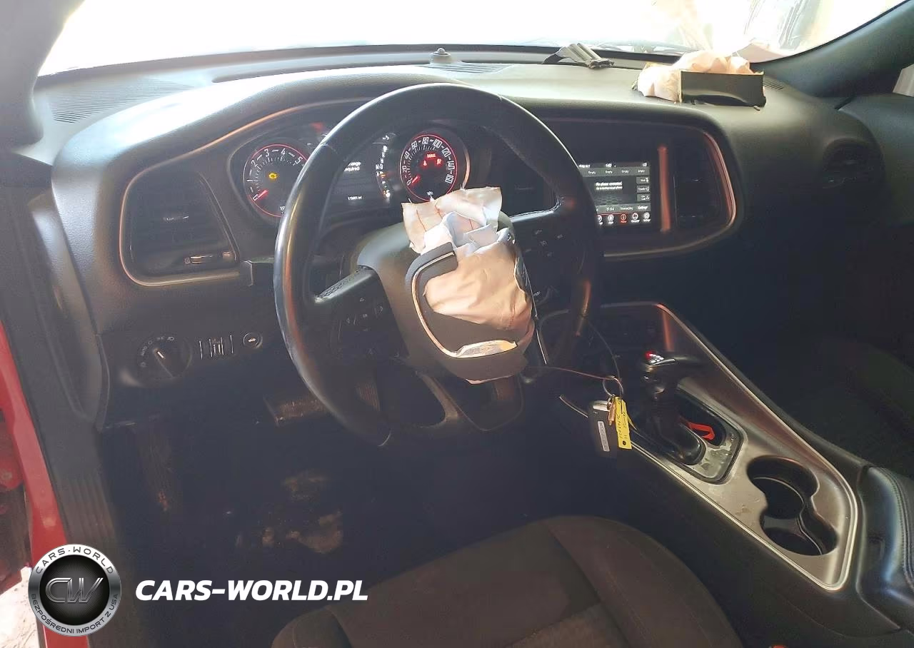 2019 Dodge Challenger Sxt VIN:2C3CDZAG3KH672087 - 8