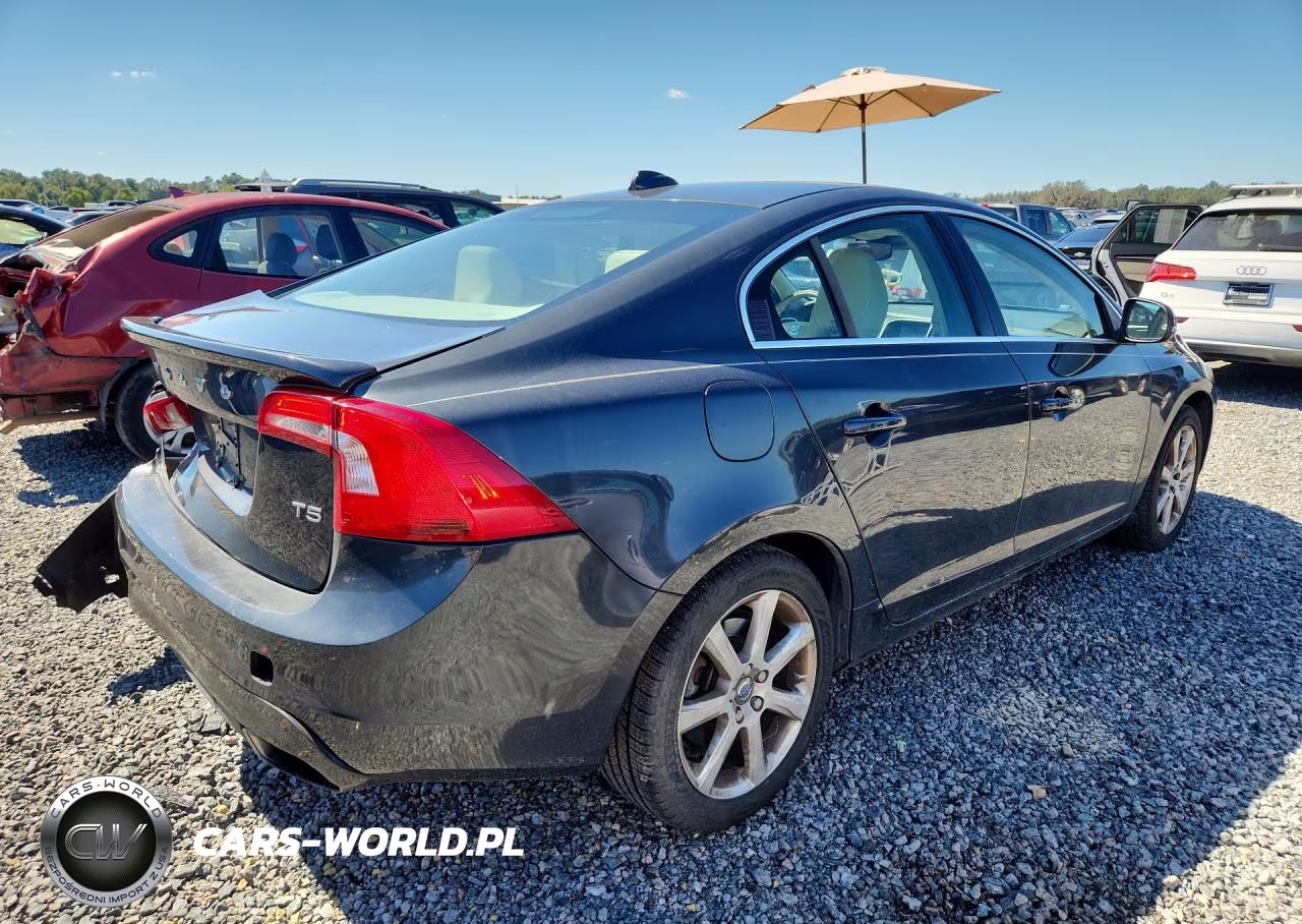2016 Volvo S60 Premier VIN:YV126MFKXG2395837 - 3