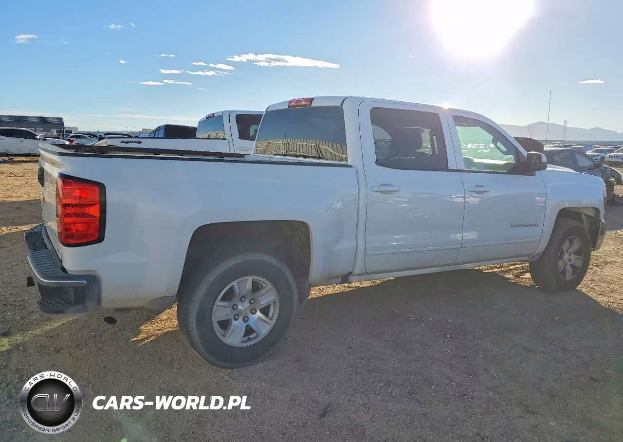 2018 Chevrolet Silverado C1500 Lt VIN:3GCPCREH7JG501537 - 3