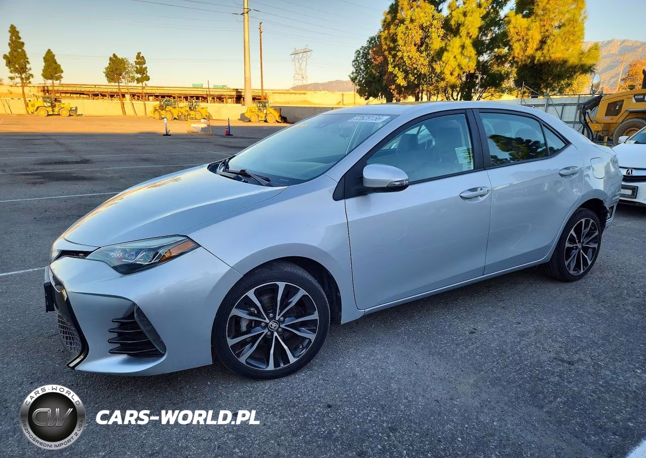 2017 Toyota Corolla Se – zdjęcie 1 z 13