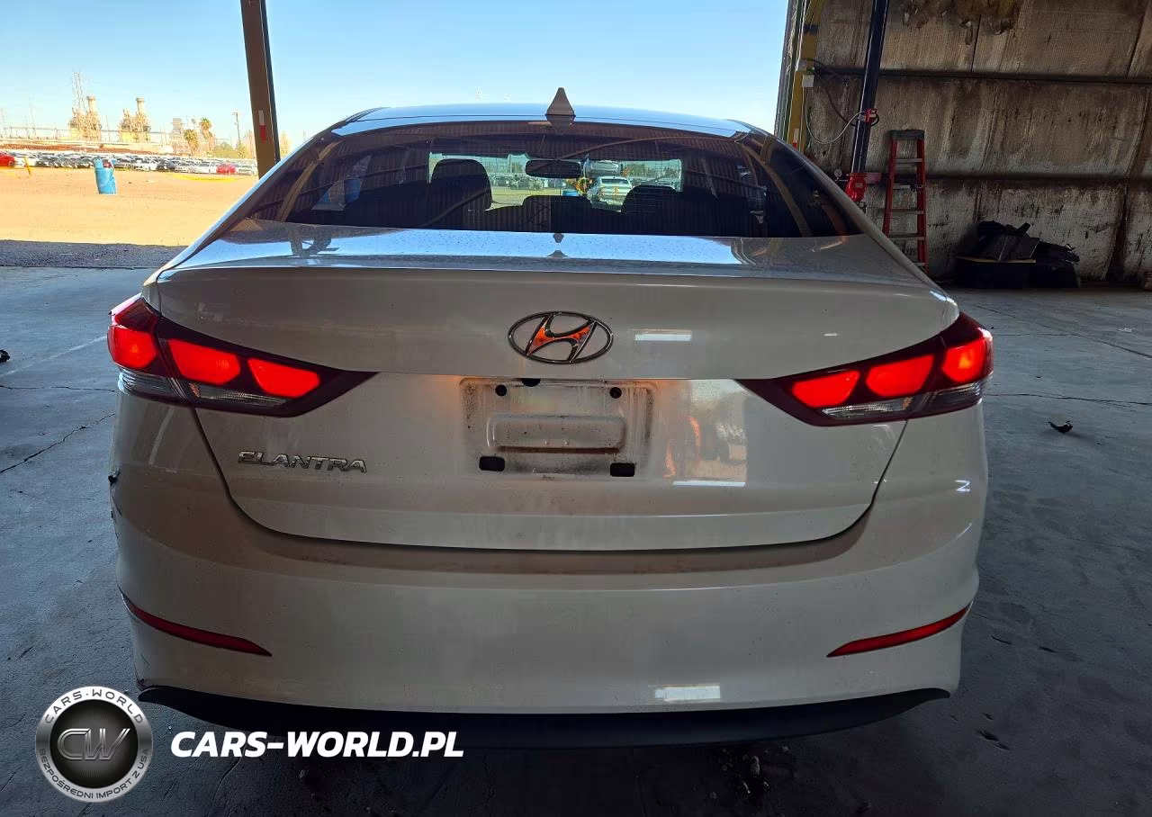 2018 Hyundai Elantra Value Edition VIN:5NPD84LF5JH316354 - 6