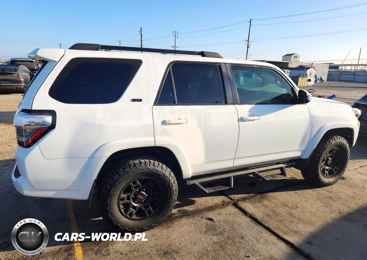 2016 Toyota 4Runner Sr5 VIN:JTEZU5JR8G5147360 - 3