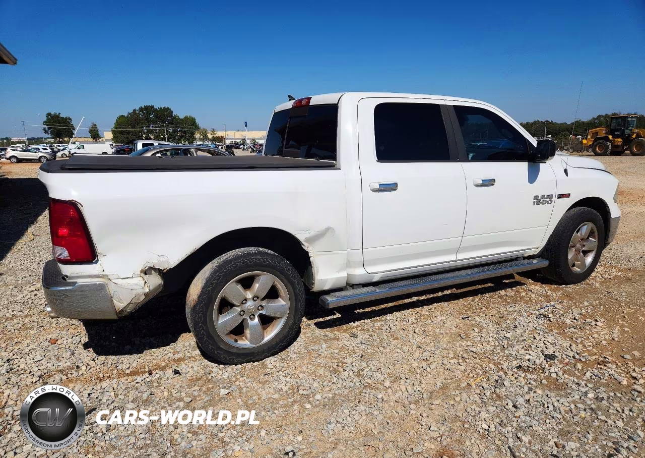 2015 Ram 1500 Slt VIN:1C6RR6LM0FS613559 - 3