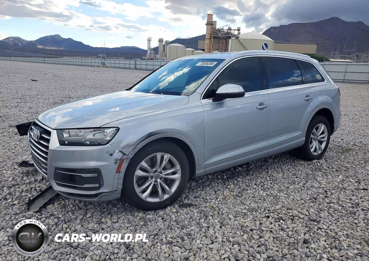 2018 Audi Q7 Premium Plus VIN:WA1LAAF75JD015473 - 1
