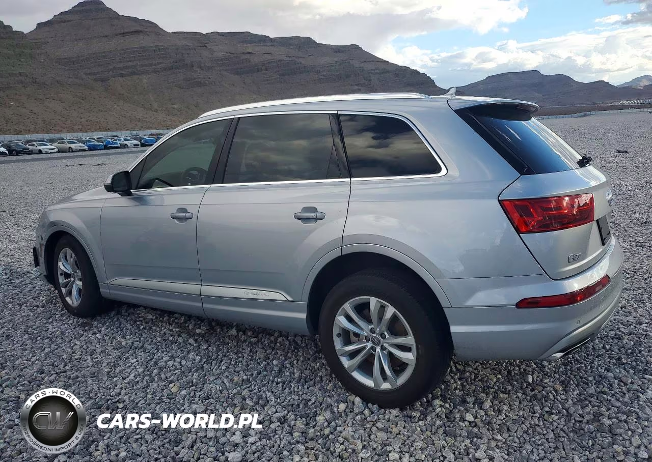 2018 Audi Q7 Premium Plus VIN:WA1LAAF75JD015473 - 2
