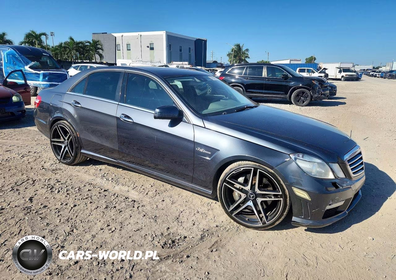 2010 Mercedes-Benz E 63 Amg VIN:WDDHF7HB7AA121576 - 4
