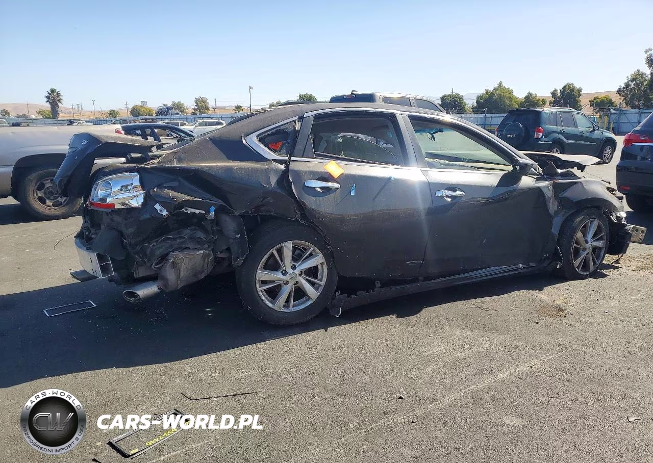 2013 Nissan Altima 2.5 VIN:1N4AL3AP7DN479153 - 3