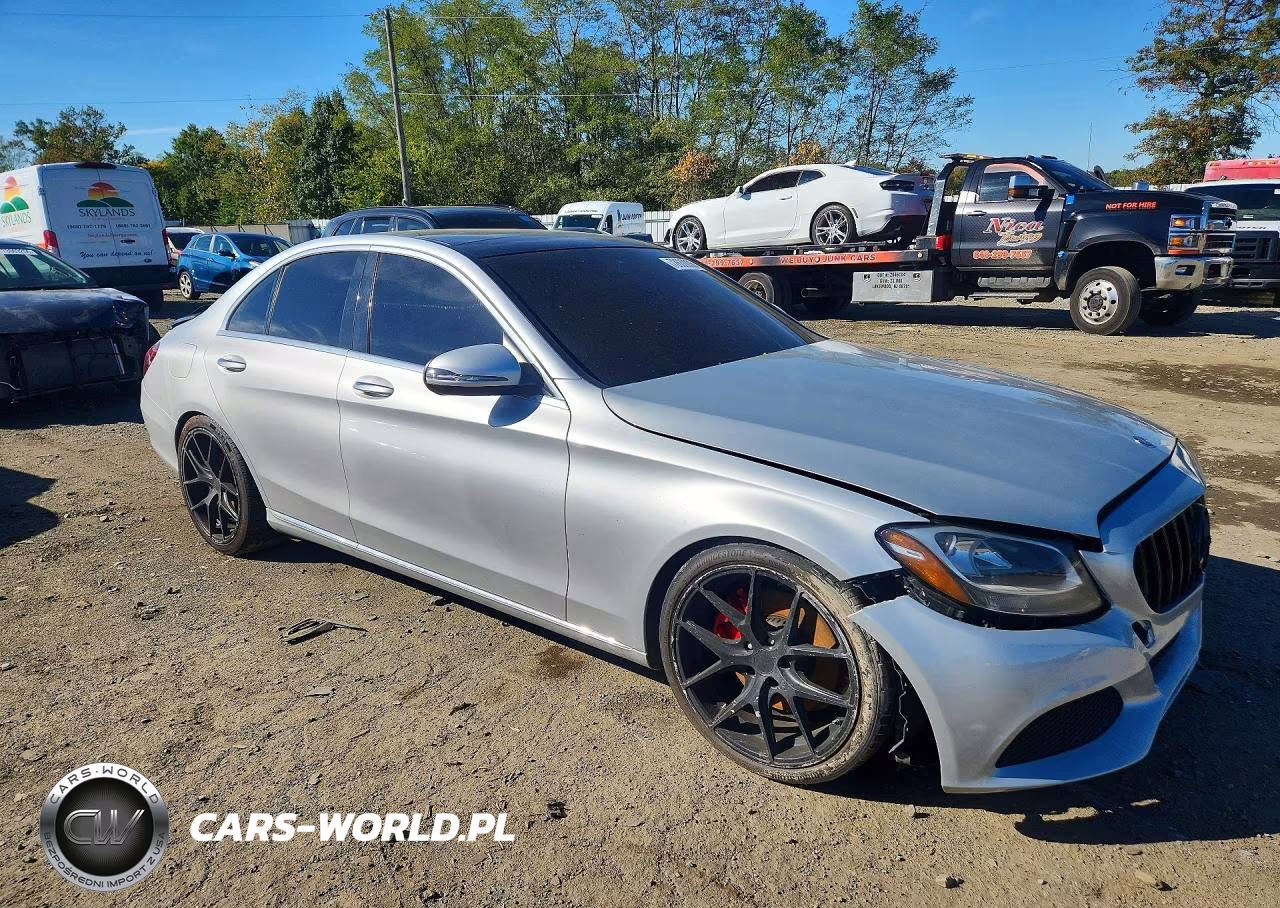 2016 Mercedes-Benz C 300 4Matic VIN:55SWF4KB9GU176229 - 4