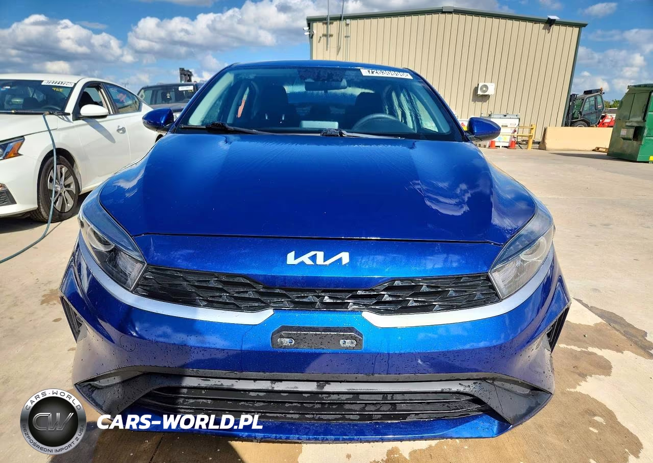 2023 Kia Forte Lxs VIN:3KPF24AD9PE569038 - 5