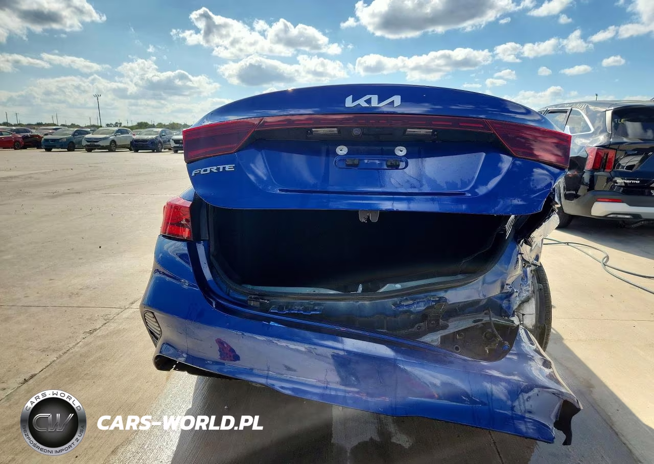 2023 Kia Forte Lxs VIN:3KPF24AD9PE569038 - 6