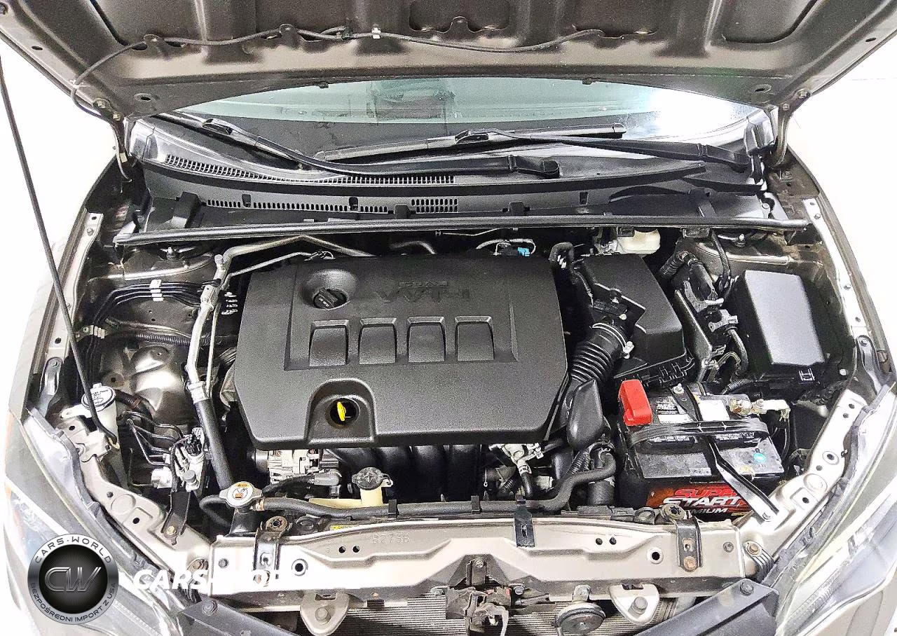 2018 Toyota Corolla Le VIN:2T1BURHE3JC104555 - 11
