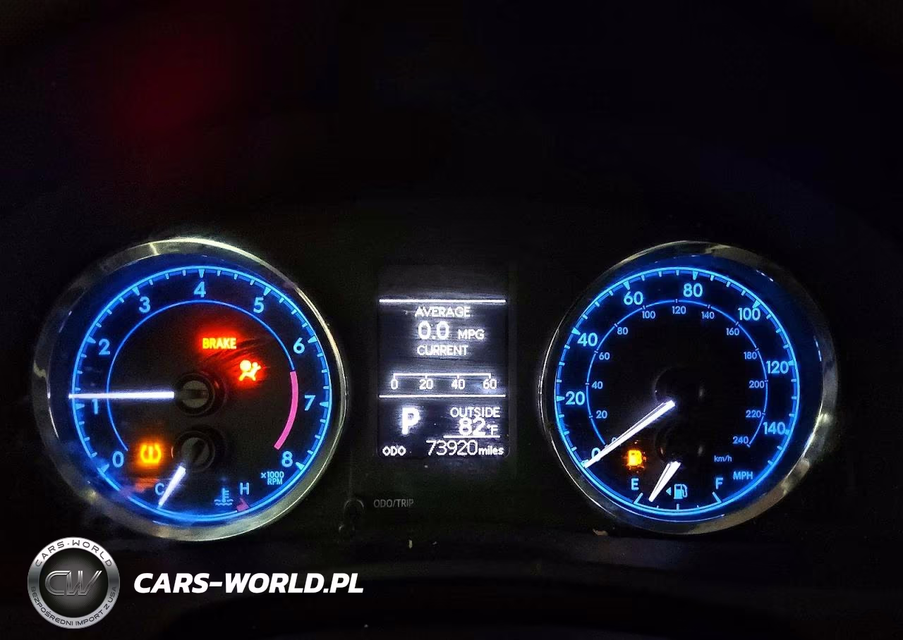 2018 Toyota Corolla Le VIN:2T1BURHE3JC104555 - 9