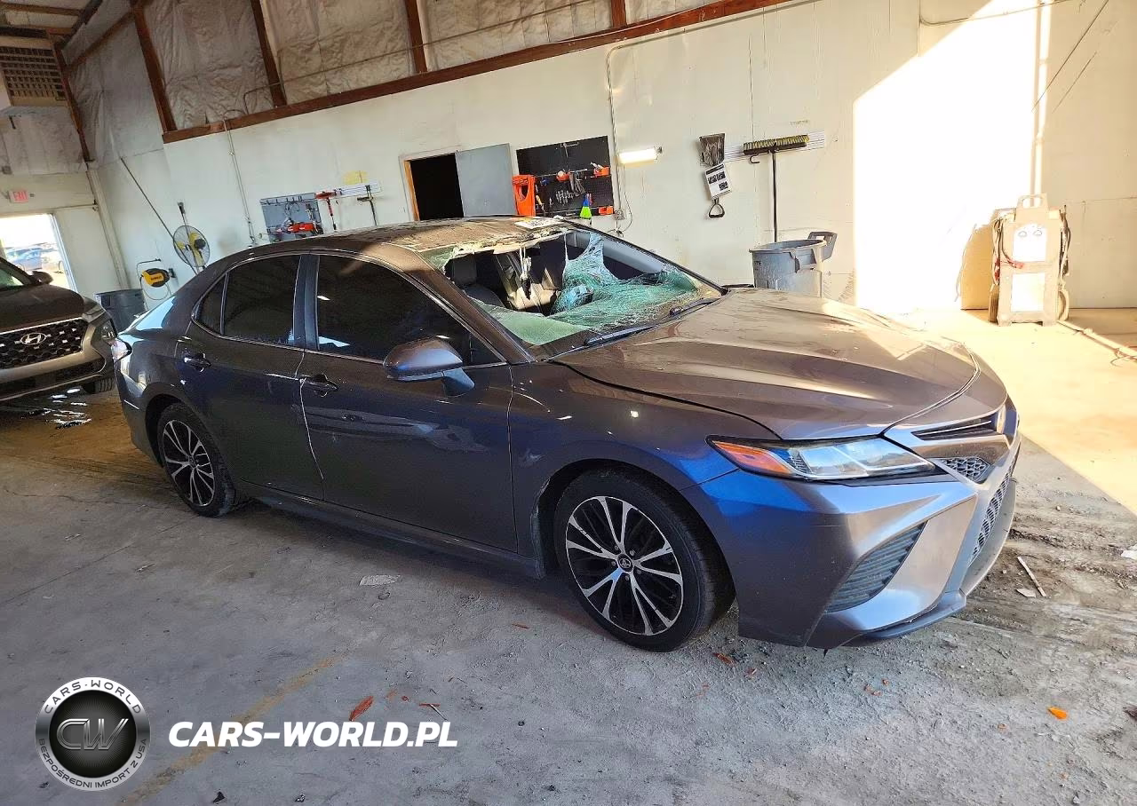 2019 Toyota Camry Se VIN:4T1B11HK6KU247001 - 4