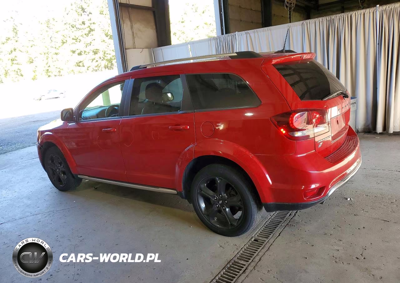 2019 Dodge Journey Crossroad VIN:3C4PDDGG0KT771397 - 2