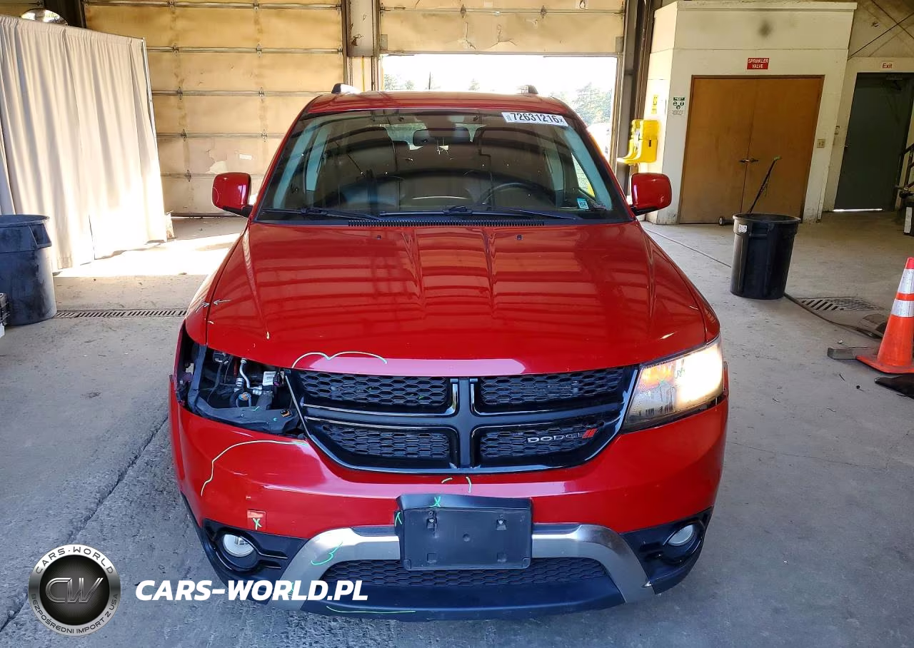 2019 Dodge Journey Crossroad VIN:3C4PDDGG0KT771397 - 5