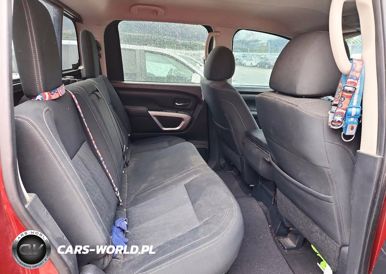 2018 Nissan Titan S VIN:1N6AA1EJ9JN526542 - 10