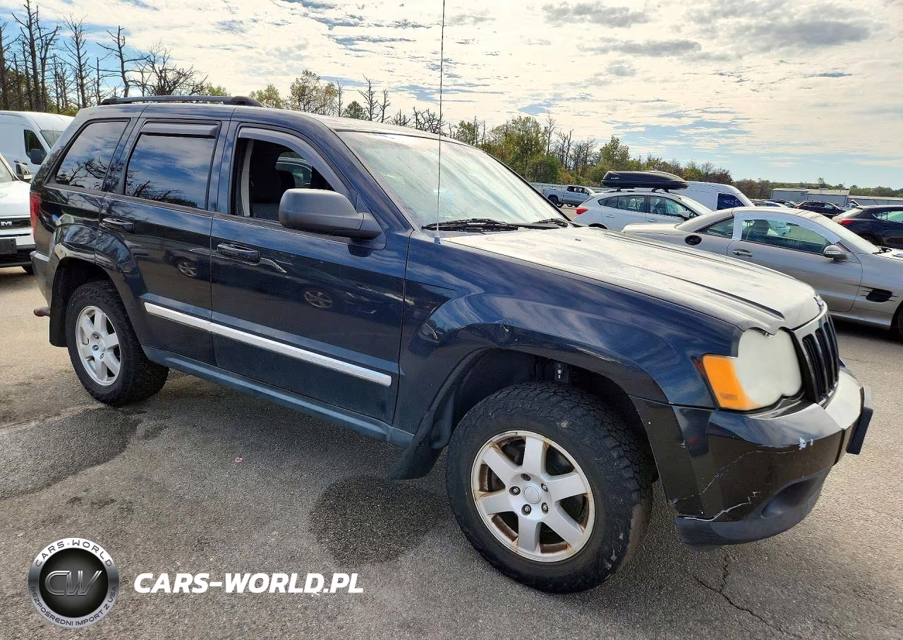2010 Jeep Grand Cherokee Laredo VIN:1J4PR4GK1AC147294 - 4