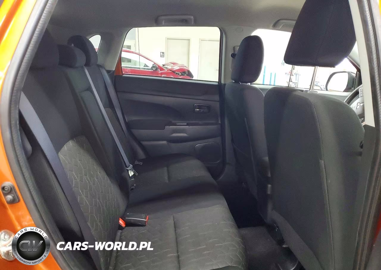 2025 Mitsubishi Outlander Sport S VIN:JA4ARUAU4SU002844 - 11