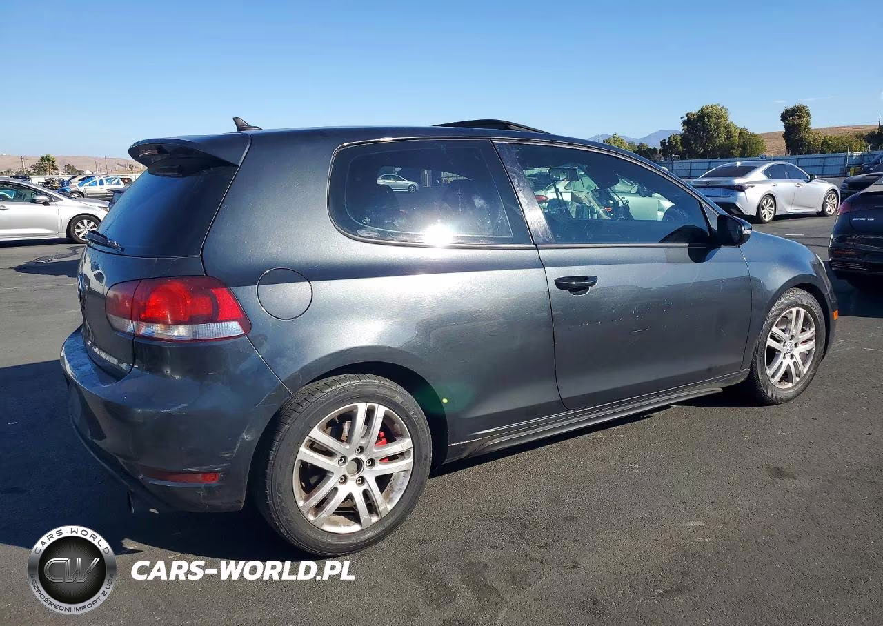 2011 Volkswagen Gti VIN:WVWFV7AJ2BW068165 - 3