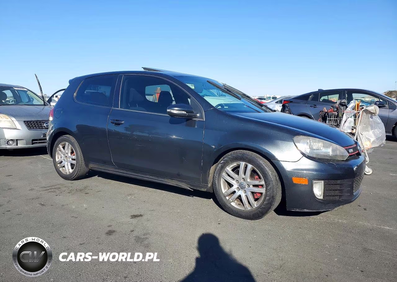 2011 Volkswagen Gti VIN:WVWFV7AJ2BW068165 - 4