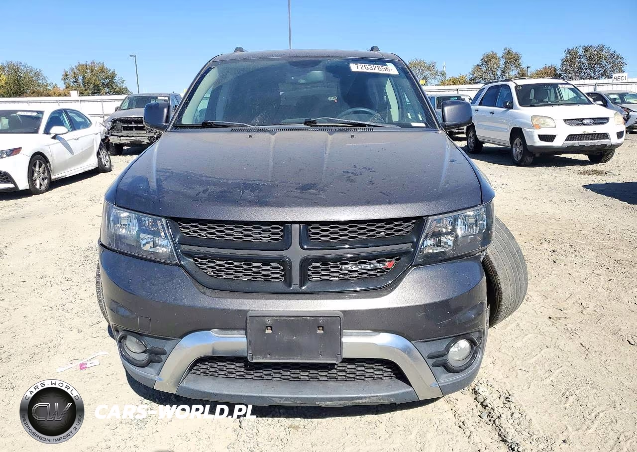 2015 Dodge Journey Crossroad VIN:3C4PDCGG8FT510678 - 5