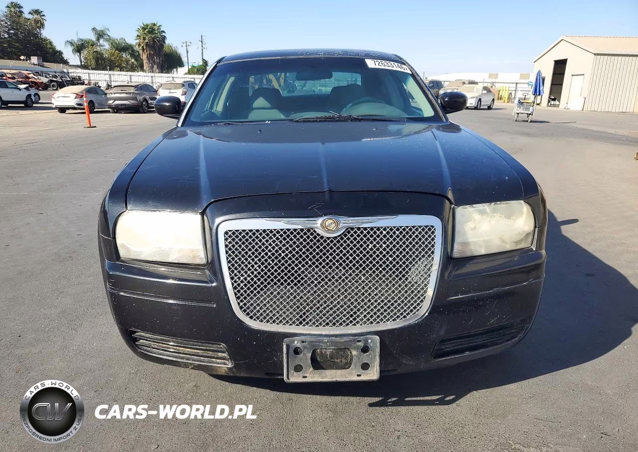 2007 Chrysler 300 VIN:2C3KA43R57H639766 - 5