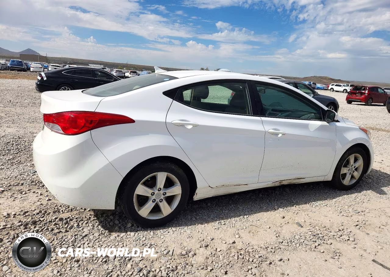 2012 Hyundai Elantra Gls VIN:5NPDH4AE9CH138249 - 3