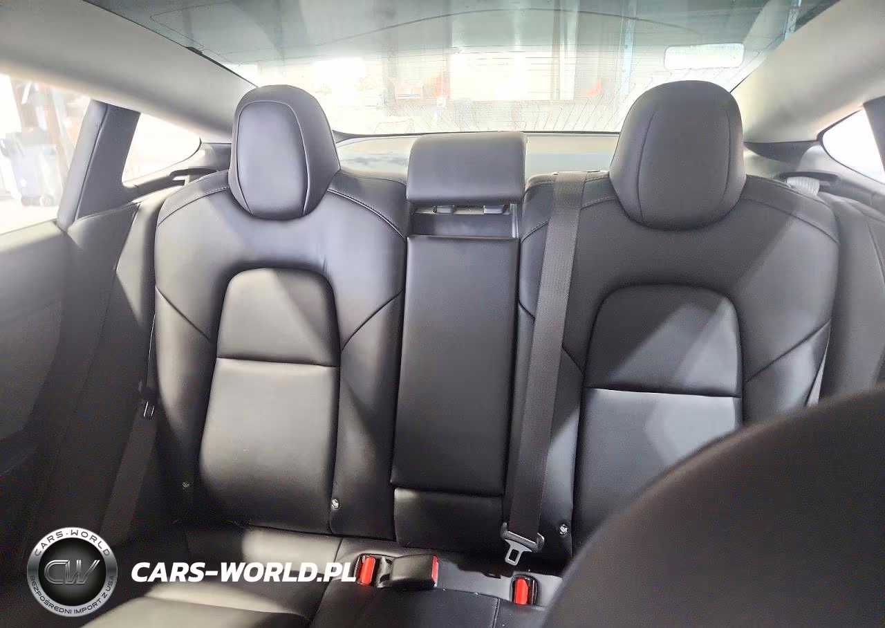 2018 Tesla Model 3 VIN:5YJ3E1EA2JF071211 - 10