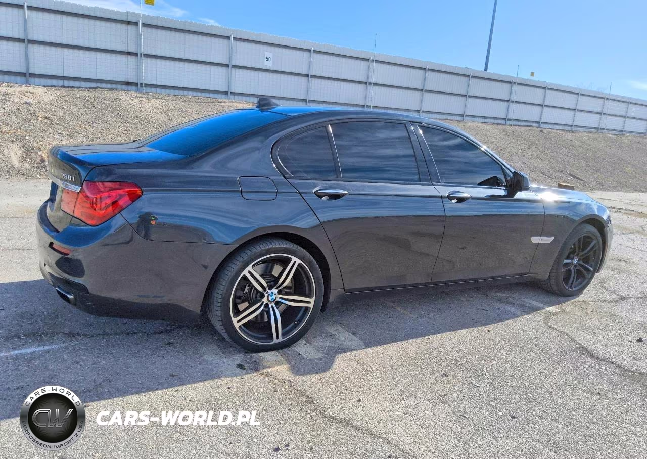 2012 BMW Alpina B7 VIN:WBAKA8C58CDS99761 - 3