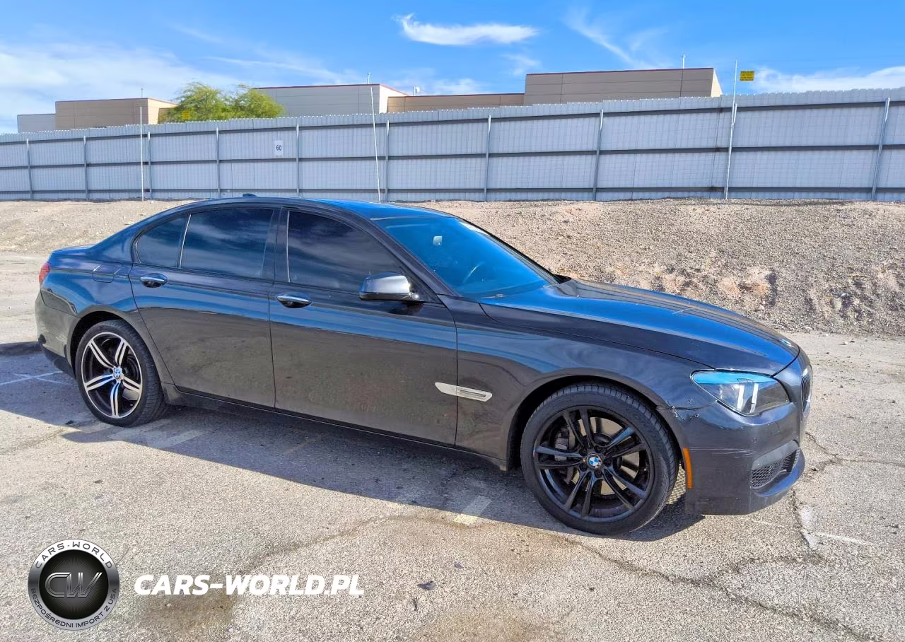 2012 BMW Alpina B7 VIN:WBAKA8C58CDS99761 - 4