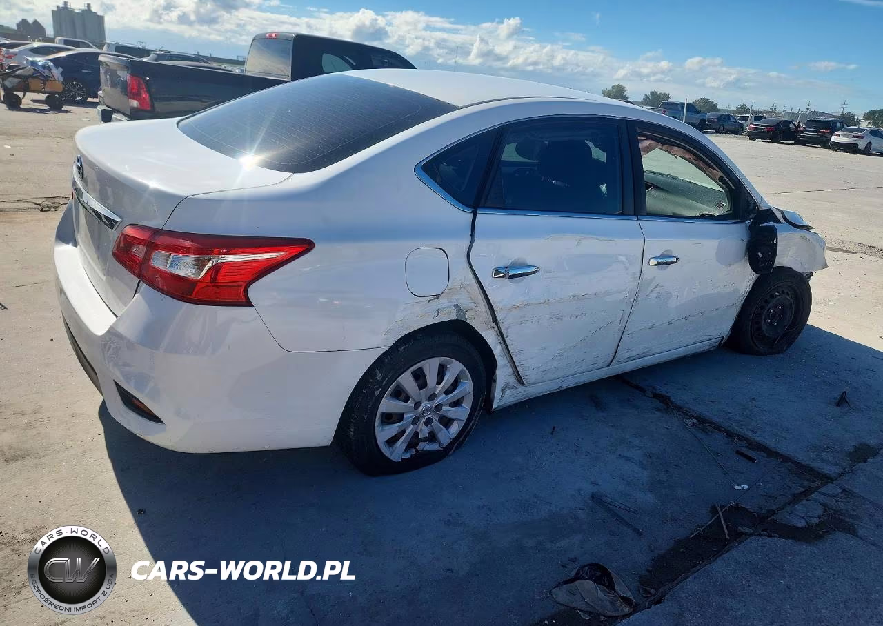 2018 Nissan Sentra S VIN:3N1AB7AP9JY318454 - 3