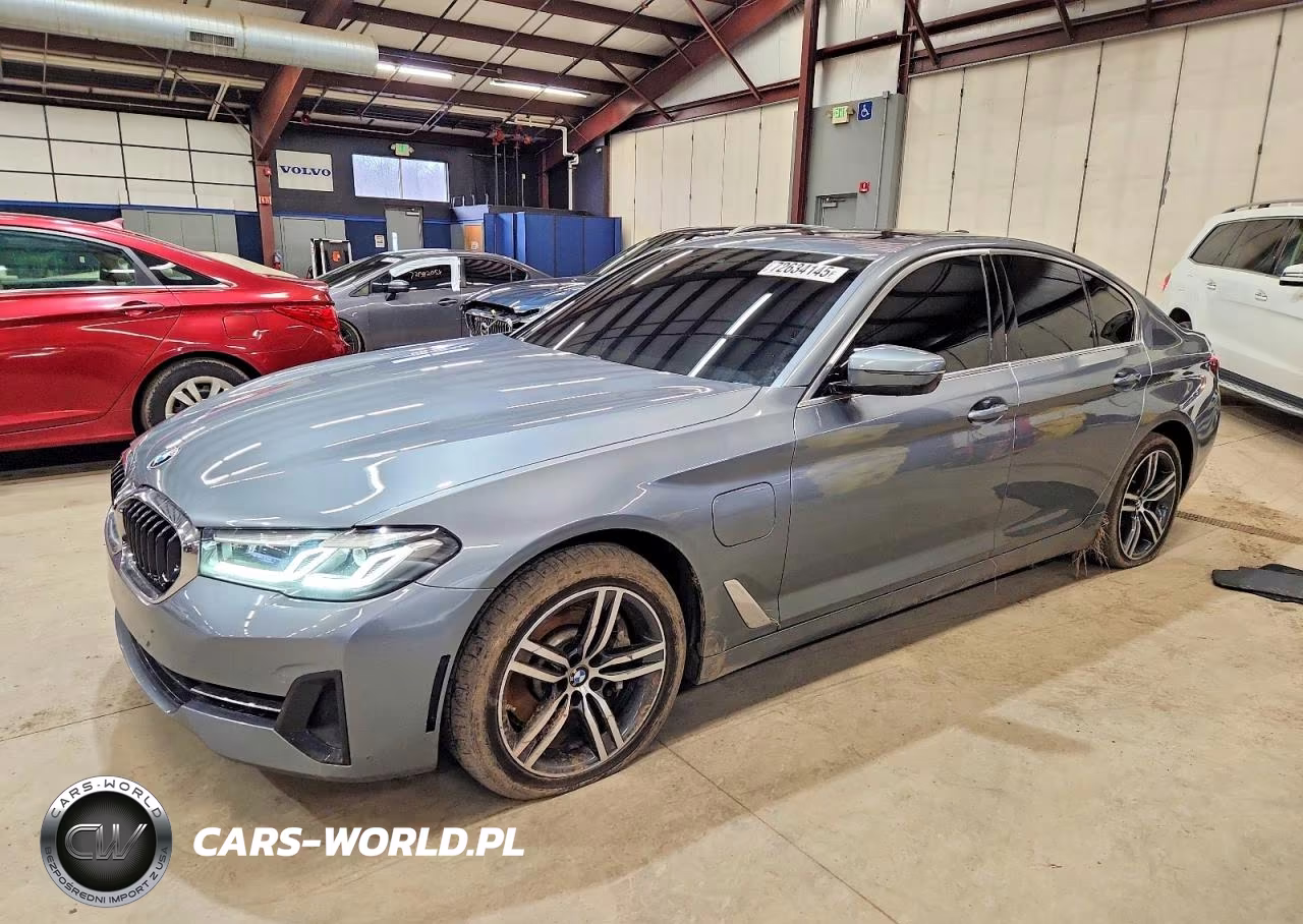 2021 BMW 530E