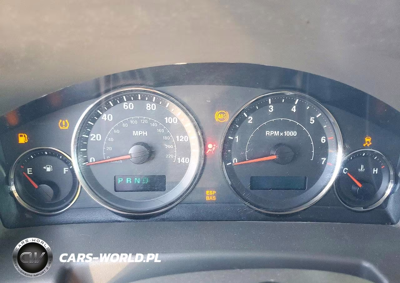 2006 Jeep Commander VIN:1J8HH48N56C212721 - 9
