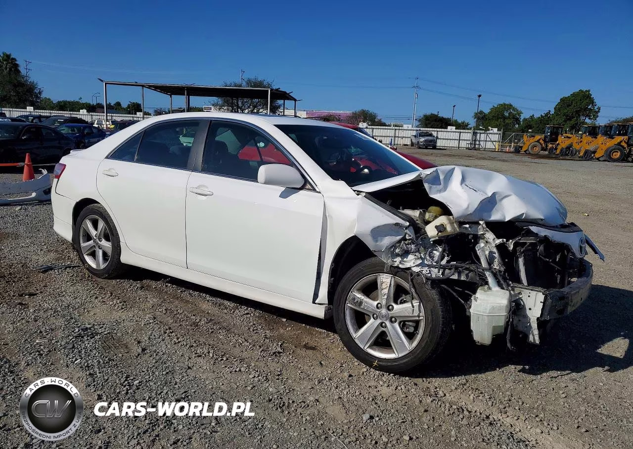 2011 Toyota Camry Se VIN:4T1BF3EK0BU691430 - 4