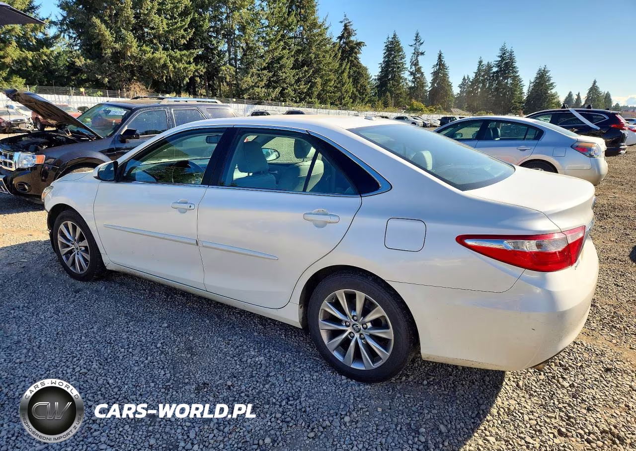 2015 Toyota Camry Xle V6 VIN:4T1BK1FK8FU560010 - 2