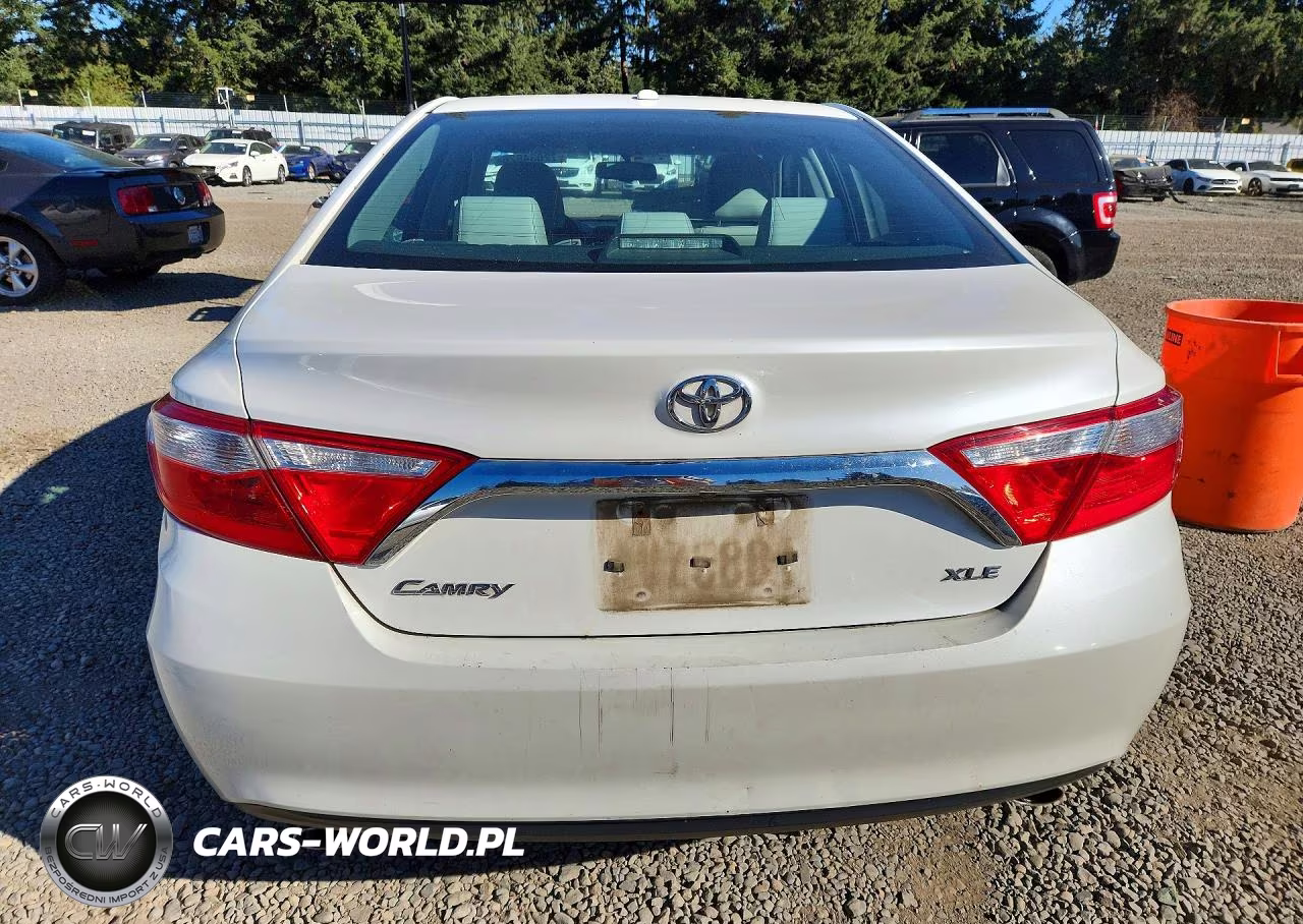 2015 Toyota Camry Xle V6 VIN:4T1BK1FK8FU560010 - 6