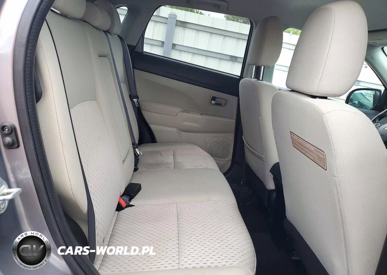 2017 Mitsubishi Outlander Sport Es VIN:JA4AP3AU5HZ040997 - 11
