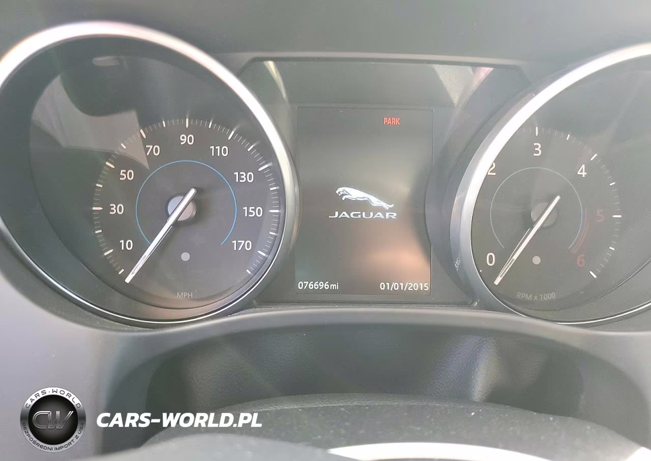 2017 Jaguar F-Pace VIN:SADCS2BN9HA086642 - 9