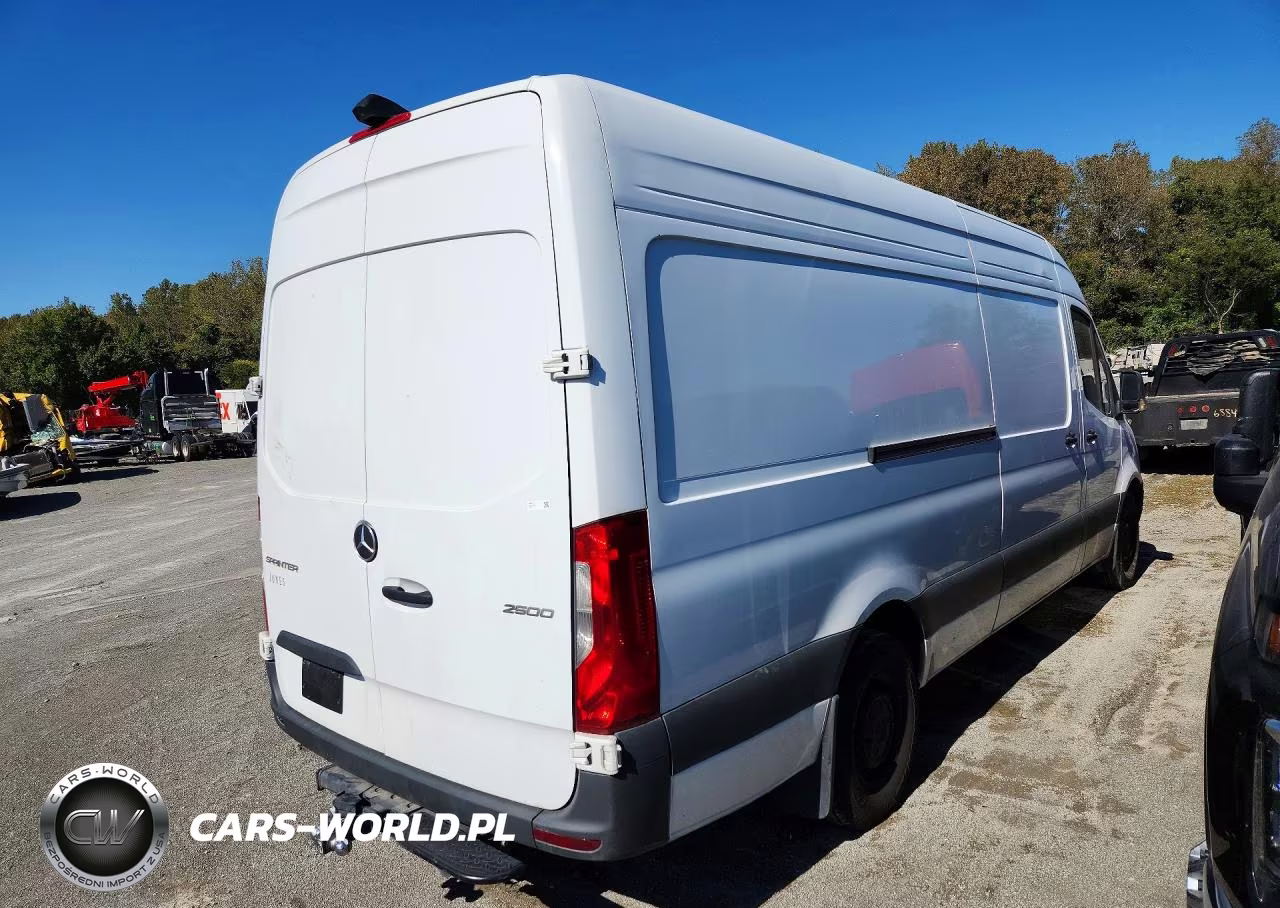 2025 Mercedes-Benz Sprinter 2500 Van VIN:W1Y4KCHY9SP752650 - 3