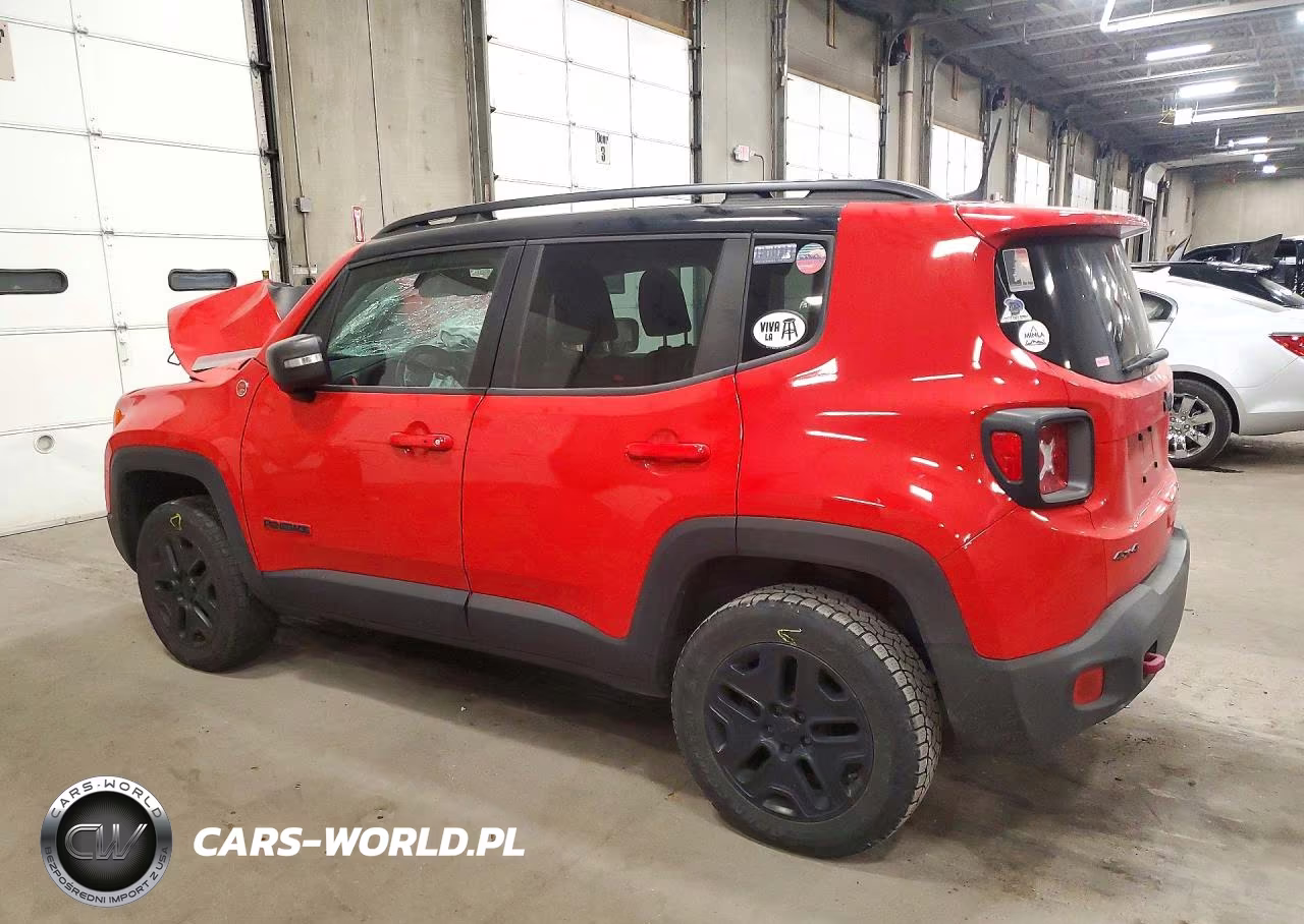 2018 Jeep Renegade Trailhawk VIN:ZACCJBCB8JPH92459 - 2