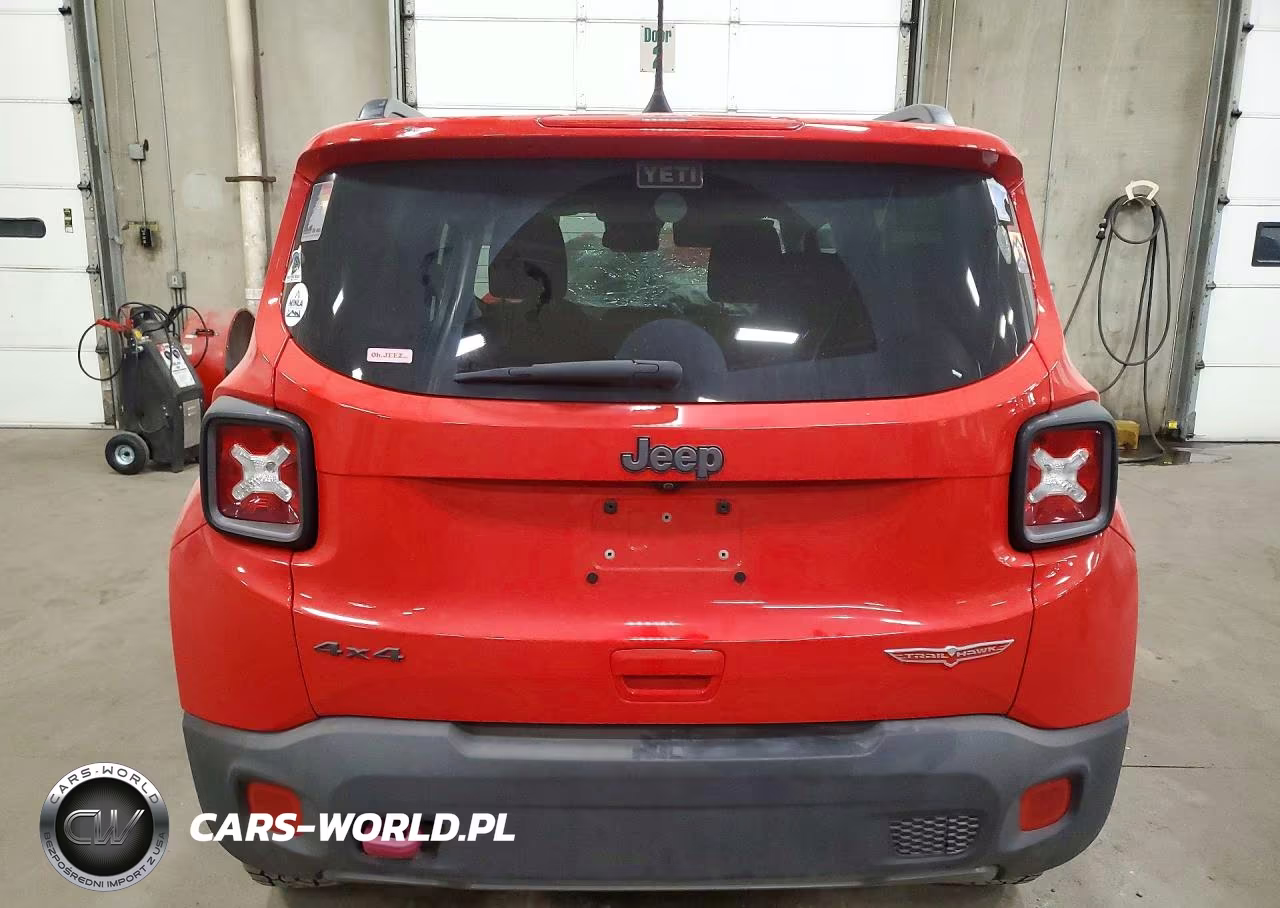 2018 Jeep Renegade Trailhawk VIN:ZACCJBCB8JPH92459 - 6