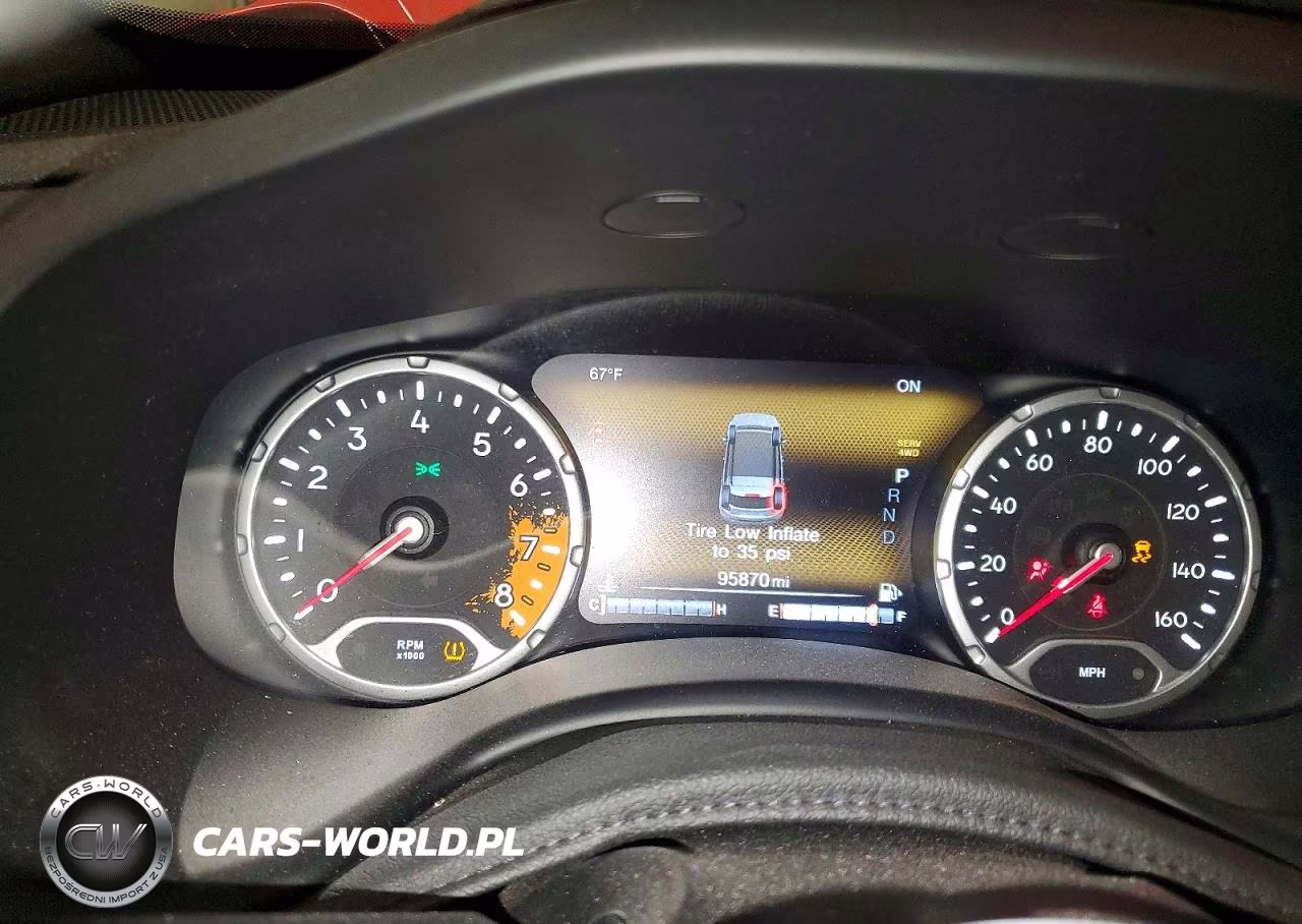 2018 Jeep Renegade Trailhawk VIN:ZACCJBCB8JPH92459 - 9
