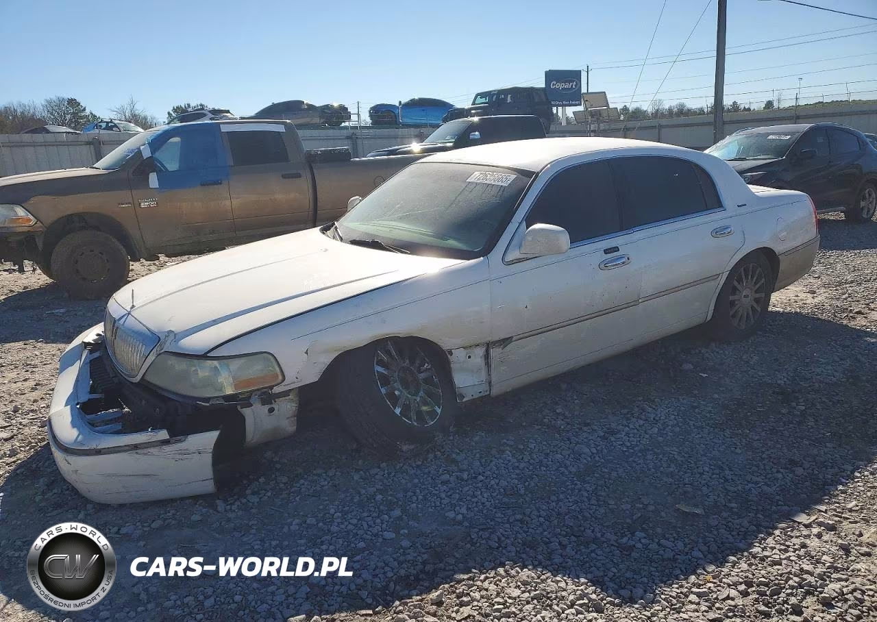 2007 Lincoln Town Car Signature