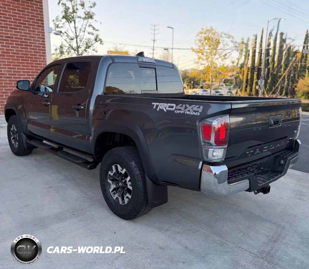 2023 Toyota Tacoma Trd Off Road VIN:3TMCZ5AN7PM598931 - 3