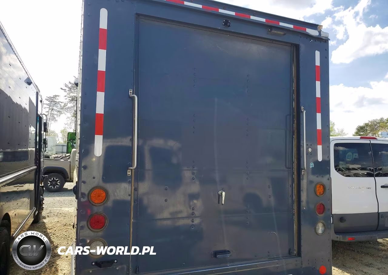 2021 Ford Transit Delivery Truck VIN:1FDDF6P86MKA58585 - 6