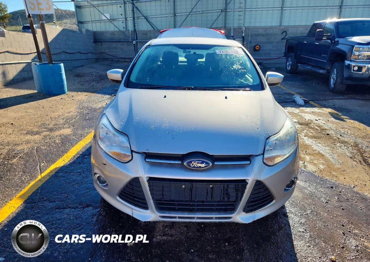 2012 Ford Focus Se VIN:1FAHP3F26CL313555 - 5