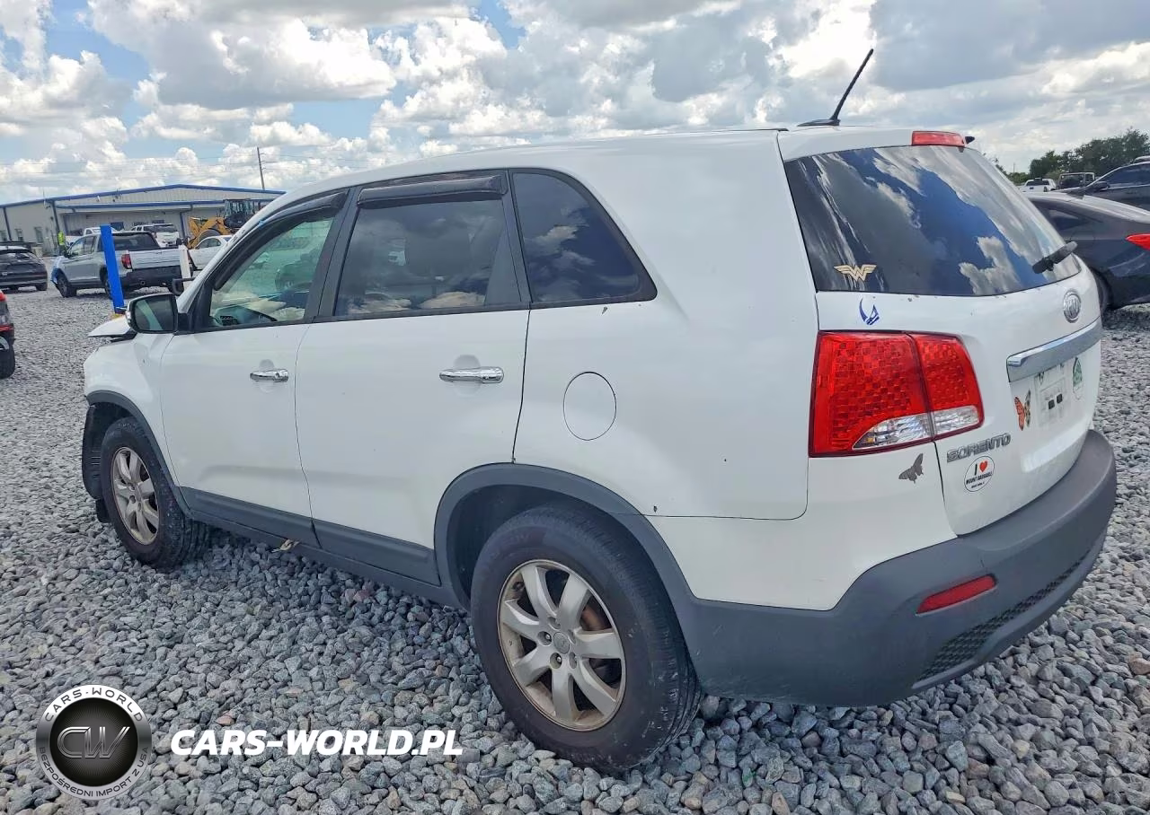 2013 Kia Sorento Lx VIN:5XYKT4A15DG313317 - 2