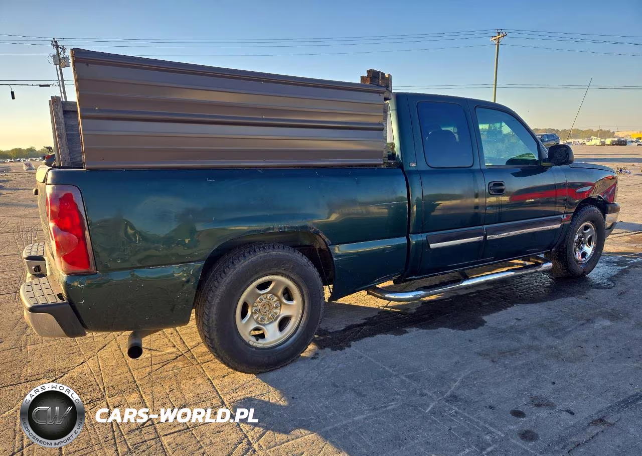 2003 Chevrolet Silverado C1500 VIN:1GCEC19V63Z166721 - 3