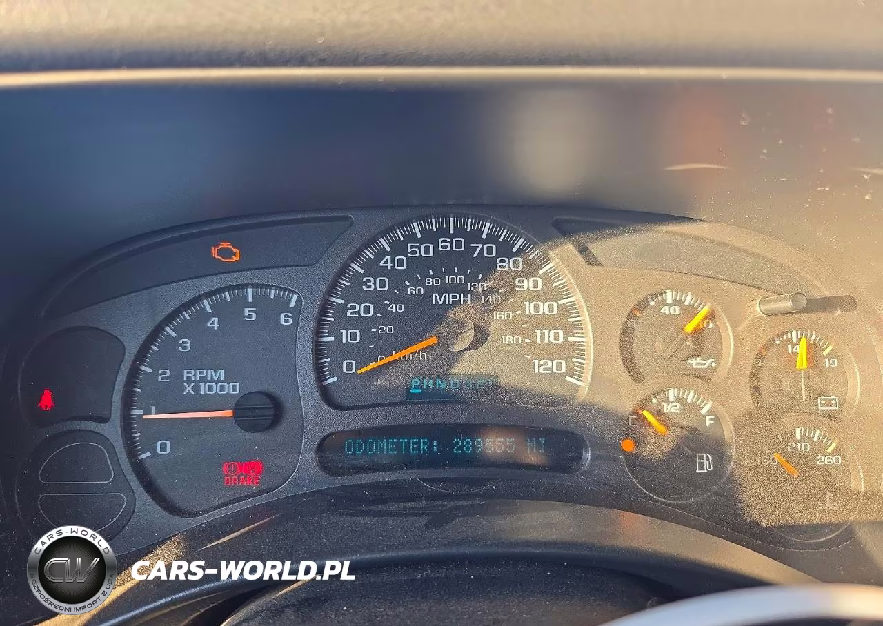 2003 Chevrolet Silverado C1500 VIN:1GCEC19V63Z166721 - 9